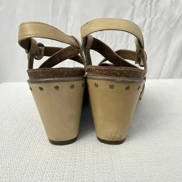 Dansko Sandals Womens Size 8 Frida Wedge Studded Beige Sand Leather Cork Heel 38 - Picture 4 of 9